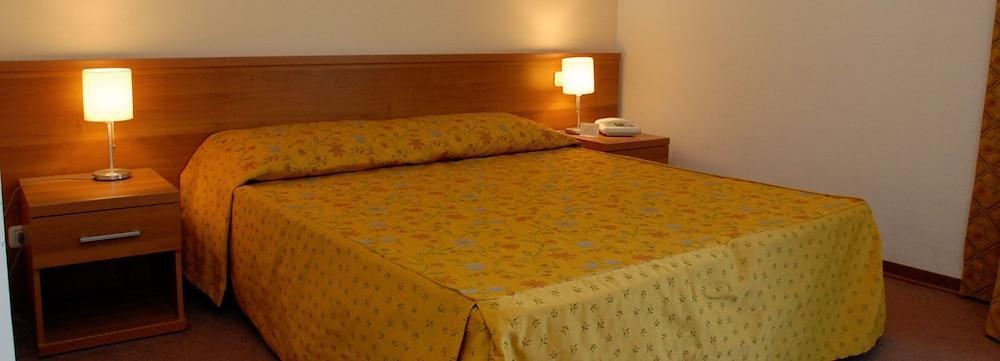 Hotel Castel Miramonti Selva Di Fasano Buitenkant foto