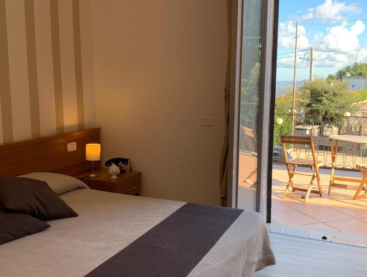 Hotel Castel Miramonti Selva Di Fasano Buitenkant foto